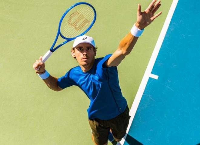 L'Australien Alex De Minaur (12ème ATP) va désormais évoluer avec la raquette WILSON ULTRA V5 - © WILSON