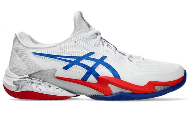 Les fameuses ASICS Court FF3 Novak avec lesquelles Djokovic a remporté l'Or Olympique à Paris - © ASICS