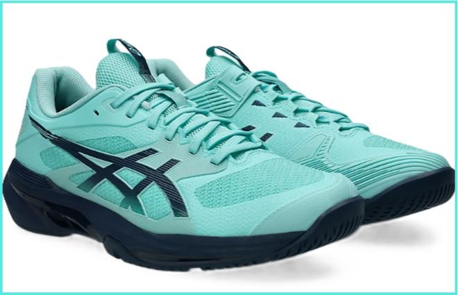 Les chaussures de tennis ASICS SOLUTION SPEED FF4 ici en gros plan sont avant tout destinées aux joueurs privilégiant la vitesse -  © ASICS