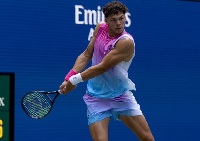 Ben Shelton affrontera Valentin Vacheot au 3ème tour de l'OA - © Rolex - Jed Jacobshon