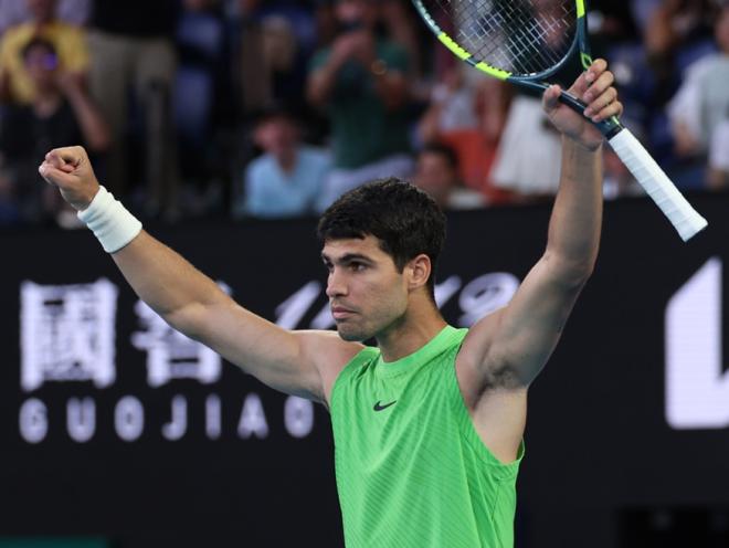 Carlos Alcaraz s'est baladé en finale ce samedi à Doha - © Rolex - Antoine Couvercelle