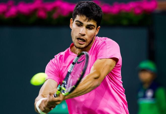 Carlos Alcaraz, tenant du titre, va affronter Jannik Sinner en 1/2 finales à Indian Wells - © Susa- Icon Sport