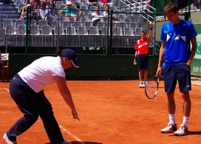 Savoir gérer la suite de son match après une balle litigieuse est très important - © Tennisleader.fr