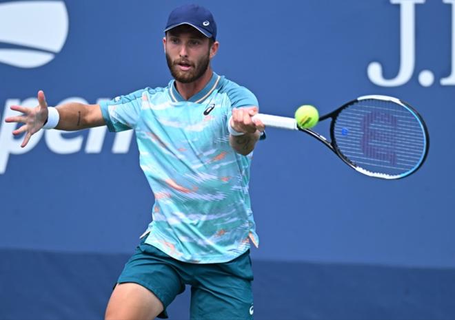 Corentin Moutet a été impuissant face à Carlos Alcaraz ce vendredi - © FFT - Corinne Dubreuil