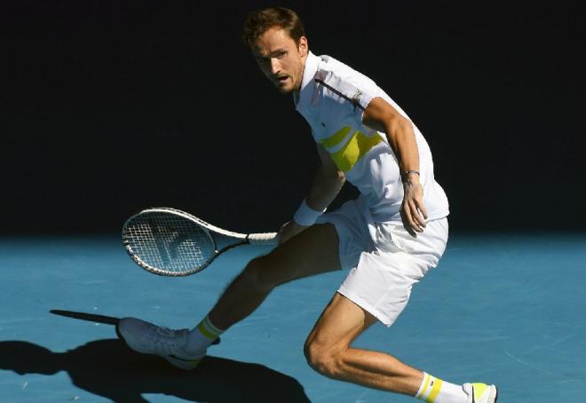 Daniil Medvedev a parfaitement maîtrisé Stefanos Tsitsipas ce vendredi à Melbourne - © Susa - Icon Sport