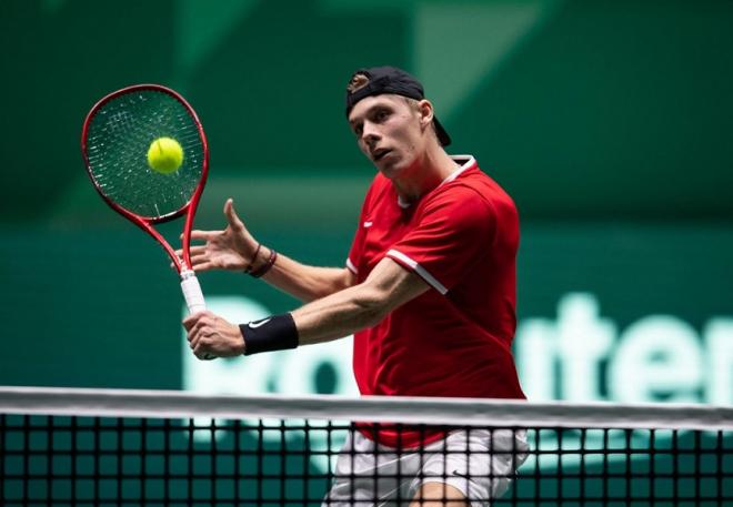 Denis Shapovalov s'est montré très solide ce vendredi en 1/4 à St-Pétersbourg - © DR