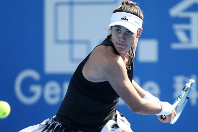 Garbine Muguruza s'est qualifiée en quarts ce mercredi à Hobart après avoir sauvé une balle de match - © DR