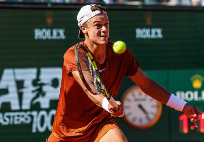 Holger Rune a connu un match très compliqué ce lundi à Roland Garros - © Johnny Fidelin - Icon Sports