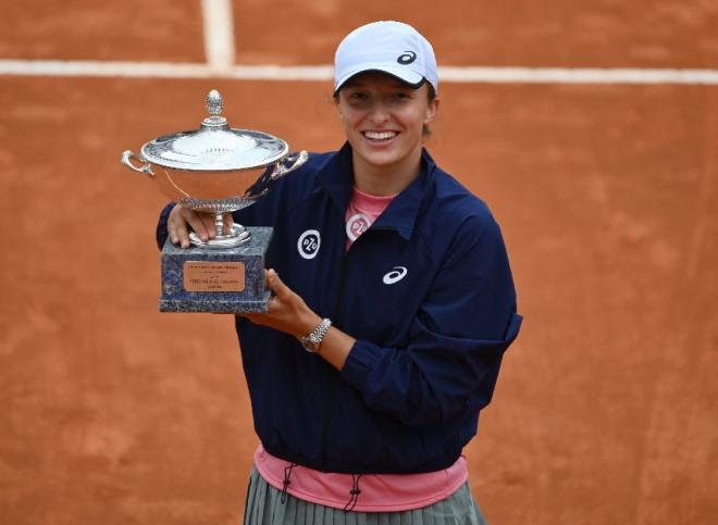 Iga Swiatek n'a laissé aucune chance à K. Pliskova en finale du tournoi de Rome - © Tecnifibre