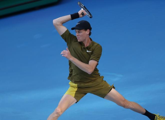 Jannik Sinner a souffert ce samedi au 3ème tour de l'Open d'Australie - © Rolex - Antoine Couvercelle