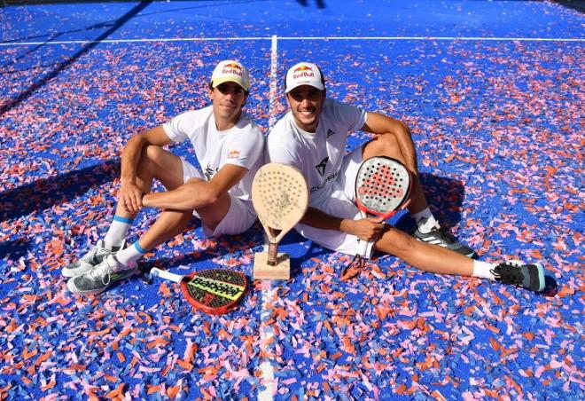 Juan Lebron (à gauche) et Alejandro Galan ont remporté le Paris Premier Padel Major  - © Antoine Couvercelle -FFT