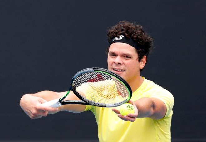 Milos Raonic, qui n'a toujours pas concédé un set du tournoi, s'est facilement imposé face à Marin Cilic pour se qualifier en 1/4 à Melbourne - © DR