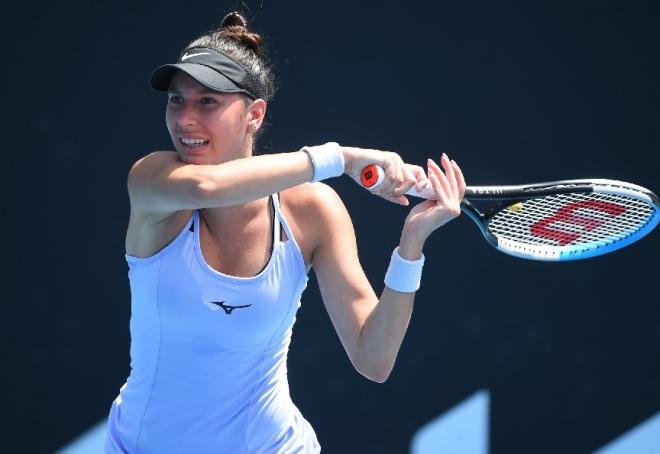 Océane Dodin réalise un très bon début d'Open d'Australie avec une qualification en 1/8èmes - © Corinne Dubreuil - FFT