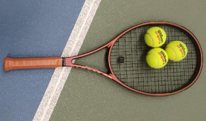 En conditions de test, la nouvelle version de la WILSON PRO STAFF 97 a recueilli d'excellentes appréciations  - © Tennisleader