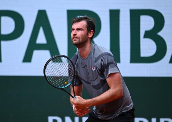 Toujours très calme, Quentin Halys a bien maîtrisé son match de 2ème tour à RG - © Philippe Montiny - FFT