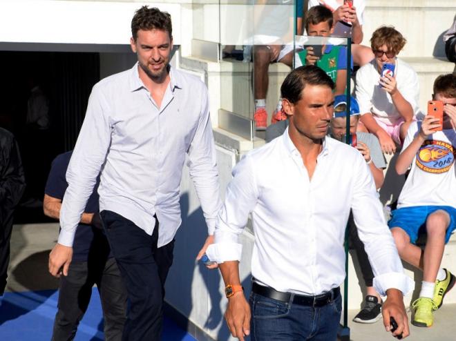 Rafael Nadal (1er plan à l'image) et Pau Gasol ont décidé d'agir pour lutter contre le Covid-19 - © DR